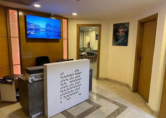 Egy Days Hotel