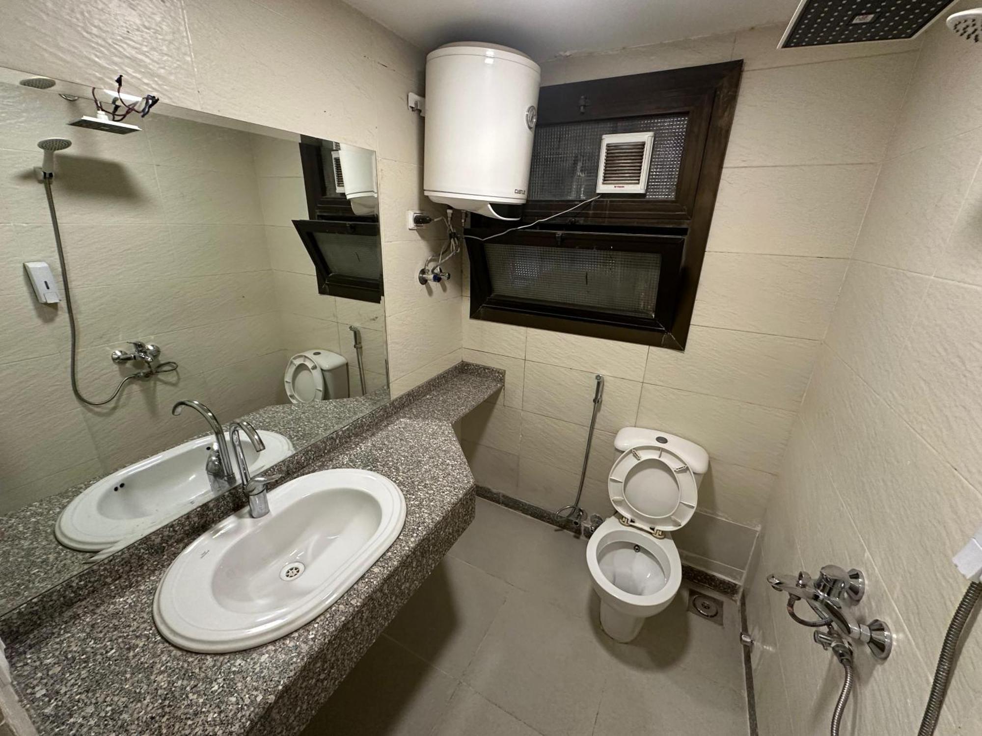 Egy Days Hotel